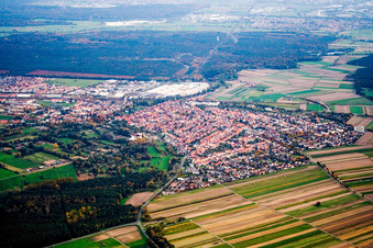 Graben von Westen in Graben-Neudorf im Bundesland Baden-Württemberg, Deutschland