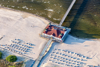 Historische Seebrücke Ahlbeck in Heringsdorf im Bundesland Mecklenburg-Vorpommern, Deutschland