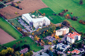 Klinikgelände des Krankenhauses Mikina Fachklinik, Mutter/Vater & Kind Klinik im Ortsteil Bad Langenbrücken in Bad Schönborn im Bundesland Baden-Württemberg, Deutschland