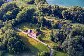 Dettenheimer Straße im Ortsteil Liedolsheim im Bundesland Baden-Württemberg, Deutschland