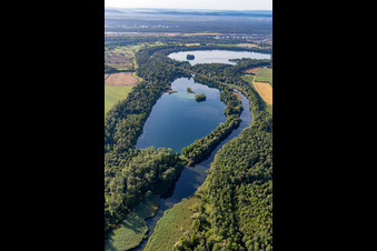 Rheinniederungskanal zwischen Streitköpfle See und Baggersee Mittelgrund im Ortsteil Leopoldshafen in Eggenstein-Leopoldshafen im Bundesland Baden-Württemberg, Deutschland