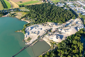 Kiesgrube Rhenstetten-Forchheim im Ortsteil Silberstreifen in Rheinstetten im Bundesland Baden-Württemberg, Deutschland