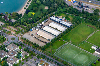 Zeltstadt für Flüchtlinge auf Messplatz am Berliner Ring in Bensheim im Bundesland Hessen, Deutschland