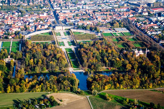 Schloßgarten Schwetzingen im Bundesland Baden-Württemberg, Deutschland aus der Luft