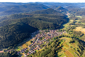 Vorderweidenthal im Bundesland Rheinland-Pfalz, Deutschland vom Flugzeug aus