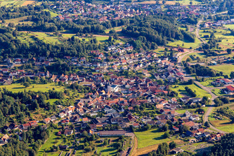 Drohnenbild von Ortsteil Gossersweiler in Gossersweiler-Stein im Bundesland Rheinland-Pfalz, Deutschland