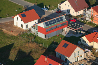 Neubaugebiet Brotäcker: Archenweyerer Weg in Steinweiler im Bundesland Rheinland-Pfalz, Deutschland