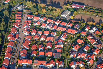 Geschwister-Scholl-Straße in Herxheim bei Landau im Bundesland Rheinland-Pfalz, Deutschland