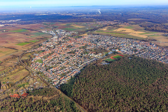 Stadtansicht von Südwesten in Rülzheim im Bundesland Rheinland-Pfalz, Deutschland