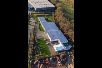 Thermo Fisher am Erlenbachweg im Ortsteil Minderslachen in Kandel im Bundesland Rheinland-Pfalz, Deutschland aus der Drohnenperspektive