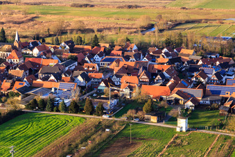 Im Glockenzehnten in Winden im Bundesland Rheinland-Pfalz, Deutschland aus der Luft