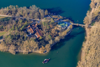 Luftbild von Insel Rott mit Restaurant Insel Rott am Rhein und  Anglerverein Hochstetten eV in Linkenheim-Hochstetten im Bundesland Baden-Württemberg, Deutschland