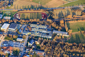 Sporthallen und Stadion des  TSG Blankenloch | Turn- und Sportgemeinschaft am Schulzentrum Blankenloch, Thomas-Mann-Gymnasium Stutensee,  Erich-Kästner-Realschule Stutensee im Bundesland Baden-Württemberg, Deutschland