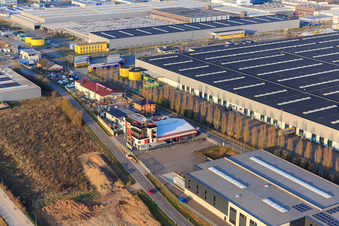 Luftaufnahme von Victoria Interpark Hotel in Offenbach an der Queich im Bundesland Rheinland-Pfalz, Deutschland