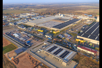 Industriegebiet Interpark von Westen mit  Guth Ventiltechnik GmbH, K2 Verpackungen GmbH & Co. KG in Offenbach an der Queich im Bundesland Rheinland-Pfalz, Deutschland