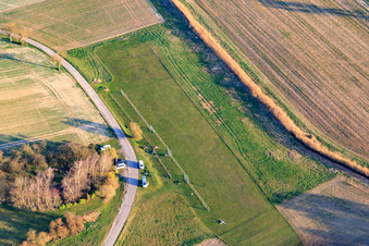 Modellflugplatz des MFC Bad Bergzabern in Oberotterbach im Bundesland Rheinland-Pfalz, Deutschland