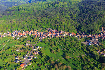 Rue Principale in Eckartswiller im Bundesland Bas-Rhin, Frankreich