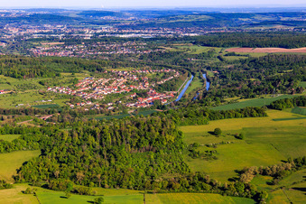 Luftbild von Ortsansicht an der Saar und am Canal des houllères de la Sarre aus Südosten in Wittring im Bundesland Moselle, Frankreich
