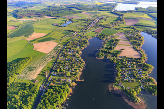 Halbinsel Cornée des Houilles im Étang de la Blanche Chaussée und Canal des houllères de la Sarre in Diane-Capelle im Bundesland Moselle, Frankreich