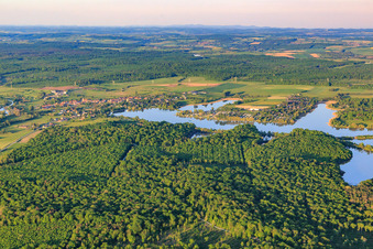 Luftbild von Ortsansicht am Mittersheimer See aus Westen im Bundesland Moselle, Frankreich