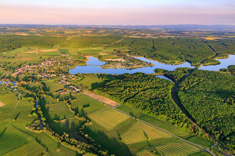 Luftbild von CENTRE NATURE & SPORT am Mittersheimer See aus Westen im Bundesland Moselle, Frankreich