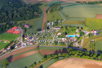 Campingpark Oase am Carl-Hermann-Jäger-Freibad und Tennisclub Ettenheim e.V im Bundesland Baden-Württemberg, Deutschland