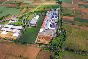 Luftbild von Tankstellen von tankpool24 und  AS 24 sowie Industriepark mit Georg Fischer Fluorpolymer Products GmbH und Barth Medienhaus GmbH | Werbeagentur | Digitalagentur im Ortsteil Altdorf in Ettenheim im Bundesland Baden-Württemberg, Deutschland