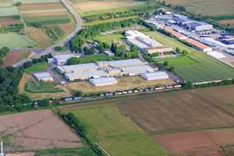 Industriepark Ettenheim mit  Blech-Teile-Fertigung GmbH, Georg Fischer Fluorpolymer Products GmbH und Barth Medienhaus GmbH | Werbeagentur | Digitalagentur im Ortsteil Altdorf im Bundesland Baden-Württemberg, Deutschland