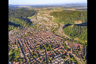 Stadtübersicht aus Nordosten in Waldkirch im Bundesland Baden-Württemberg, Deutschland