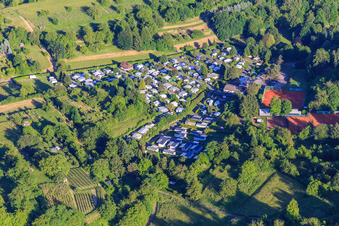 Terrassencampingplatz Herbolzheim im Bundesland Baden-Württemberg, Deutschland