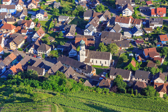 Kirche St. Andreas im Ortsteil Hecklingen in Kenzingen im Bundesland Baden-Württemberg, Deutschland