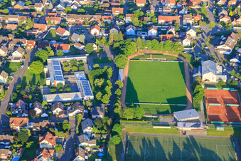 Sportplatz des SC Wyhl an der Werkrealschule Nördlicher Kaiserstuhl in Wyhl am Kaiserstuhl im Bundesland Baden-Württemberg, Deutschland