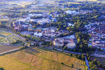 Luftbild von Whale Adventures, Atlantica SuperSplash und WODAN – Timburcoaster des Europapark Rust im Bundesland Baden-Württemberg, Deutschland