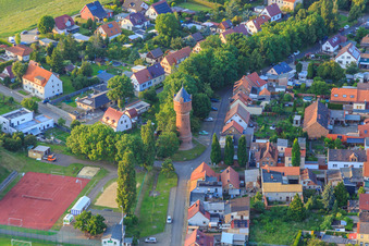 Historischer Wasserturm im Ortsteil Frose in Seeland im Bundesland Sachsen-Anhalt, Deutschland