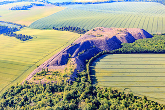 Abraumhalde des Zirkelschacht in Klostermansfeld im Bundesland Sachsen-Anhalt, Deutschland