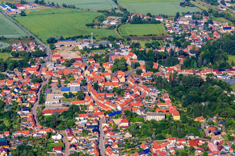 B185, Lange Straße und Siederstr im Ortsteil Ermsleben in Falkenstein im Bundesland Sachsen-Anhalt, Deutschland