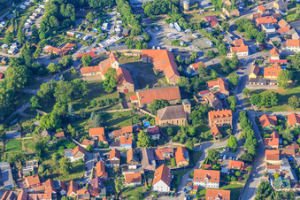 Ehemaliges Kloster hinter der St. Andreas Kirche in Thale im Bundesland Sachsen-Anhalt, Deutschland