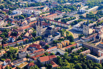 Luftbild von Kirche St. Martini und Dom und Domschatz Halberstadt im Ortsteil Diocese Halberstadt im Bundesland Sachsen-Anhalt, Deutschland