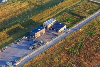 Gewerbegebiet Im Niedersand in Offenbach an der Queich im Bundesland Rheinland-Pfalz, Deutschland
