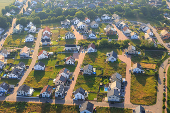 Drohnenaufname von Neubaugebiet K2 in Kandel im Bundesland Rheinland-Pfalz, Deutschland