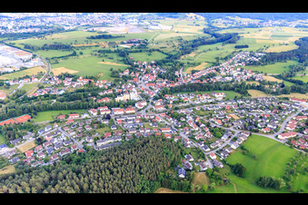 Ortsansicht aus Norden im Ortsteil Endingen in Balingen im Bundesland Baden-Württemberg, Deutschland