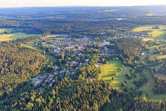 Luftbild von Ortsansicht aus Nordosten in Königsfeld im Schwarzwald im Bundesland Baden-Württemberg, Deutschland
