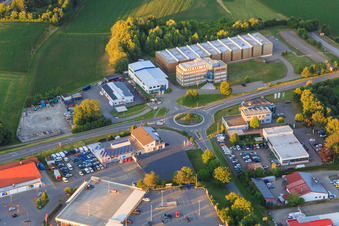 Gewerbegebiet Axtbühl mit Pfiffner GmbH und Schrenk GmbH in Zimmern ob Rottweil im Bundesland Baden-Württemberg, Deutschland