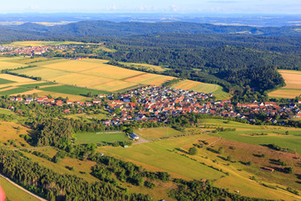 Ortsansicht aus Osten im Ortsteil Erlaheim in Geislingen im Bundesland Baden-Württemberg, Deutschland