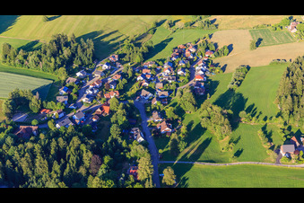 Ortsteil Graben von Westen im Ortsteil Peterzell in Alpirsbach im Bundesland Baden-Württemberg, Deutschland