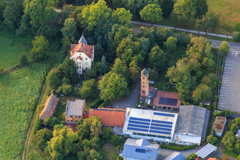 Fortmühlstraße mit Ernst Schmitt GmbH in Bellheim im Bundesland Rheinland-Pfalz, Deutschland
