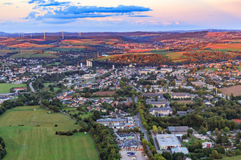 Luftbild von Ortsansicht aus Westen am Abend im Ortsteil Jabach in Lebach im Bundesland Saarland, Deutschland