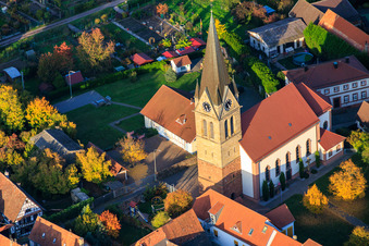 Luftaufnahme von Kirche St. Martin in Steinweiler im Bundesland Rheinland-Pfalz, Deutschland