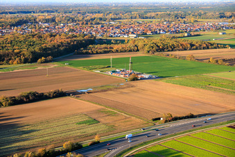 Erkundungsbohrung für Erdöl der Palatina GeoCon GmbH & Co. KG (SCWH1) in Schwegenheim im Bundesland Rheinland-Pfalz, Deutschland
