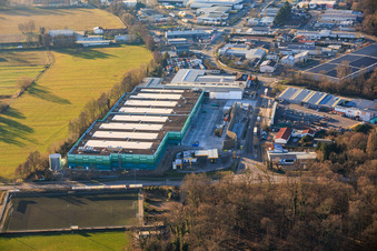 Neubau des Logistikpark der HANSAINVEST und DFI-Real-Estate Kandel für FRISCHEPLATTFORM SÜDWEST der Gemüsering Stuttgart GmbH in Wörth am Rhein im Bundesland Rheinland-Pfalz, Deutschland von oben